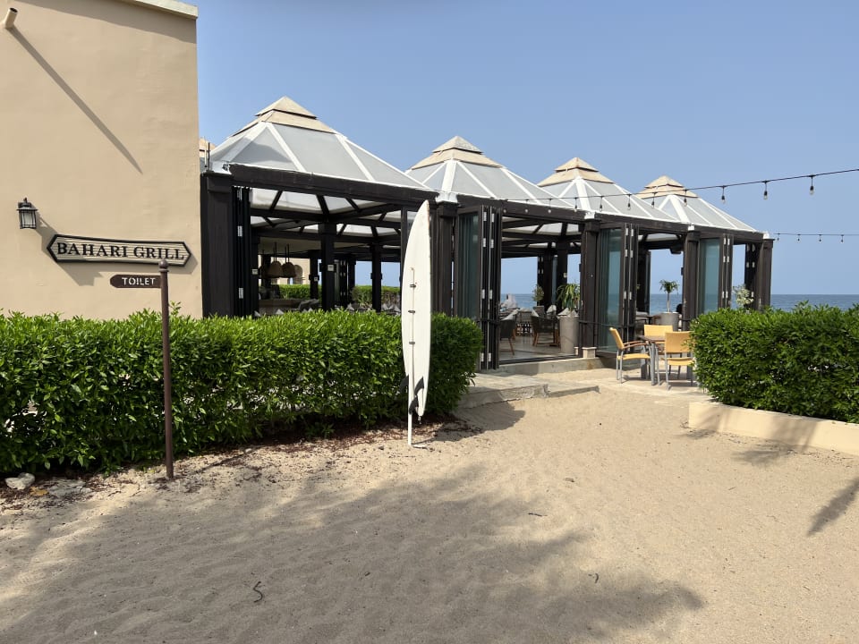 Gastro Miramar Al Aqah Beach Resort