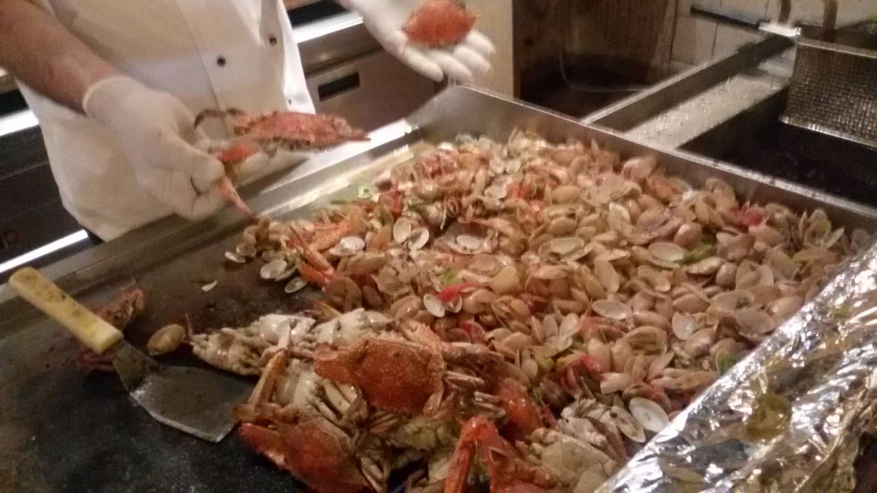 Lecker.. ;-) Pickalbatros Alf Leila Wa Leila Resort - Neverland Hurghada