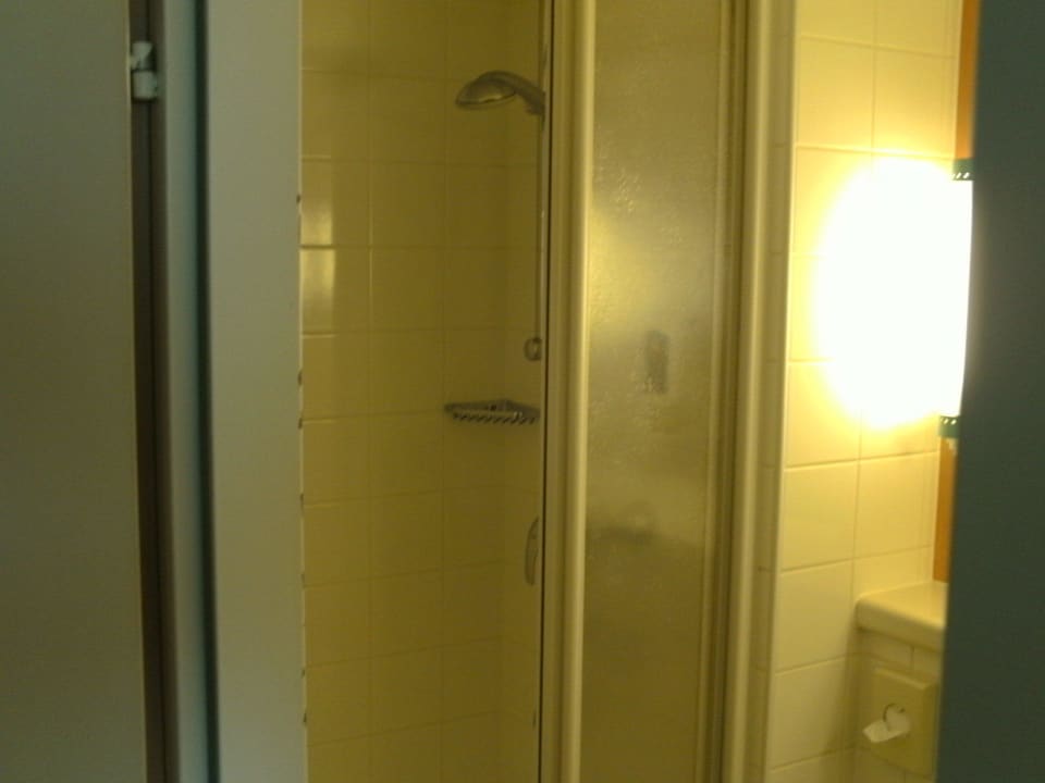 Dusche Hotel Ibis Wien Mariahilf