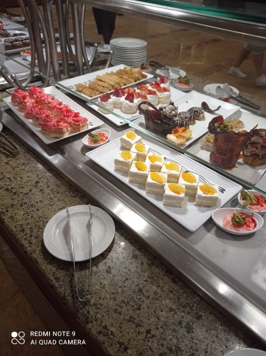 Gastro Imperial Shams Abu Soma