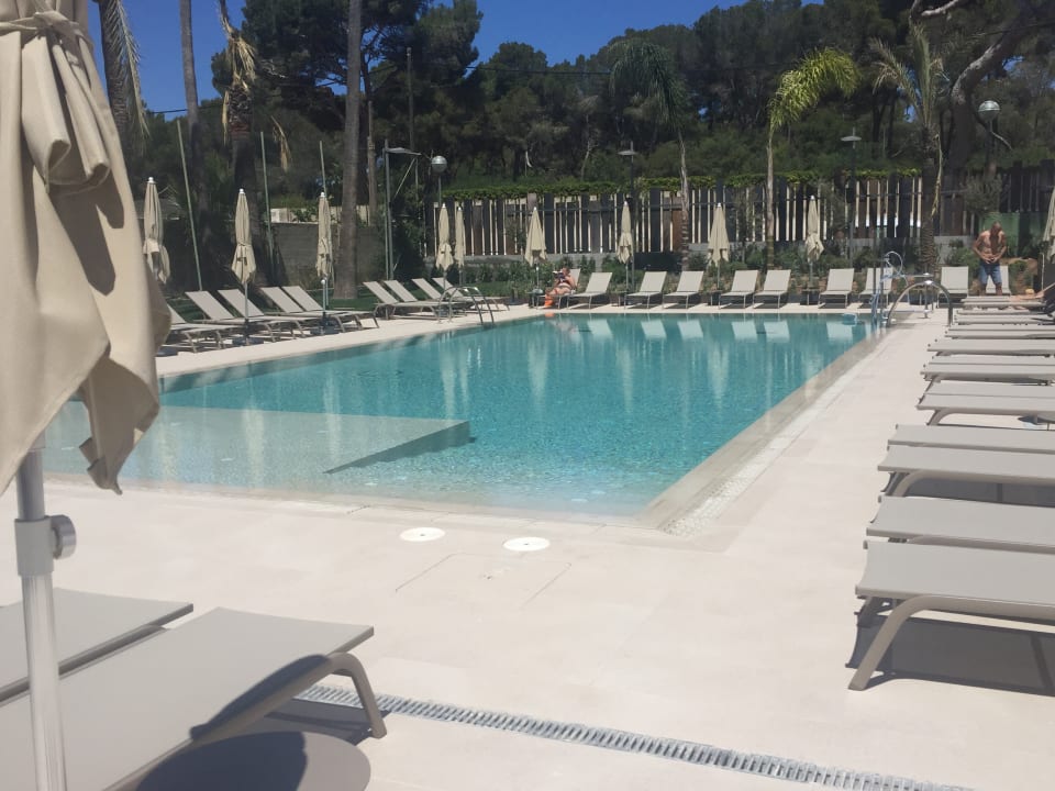 Pool Paradiso Garden