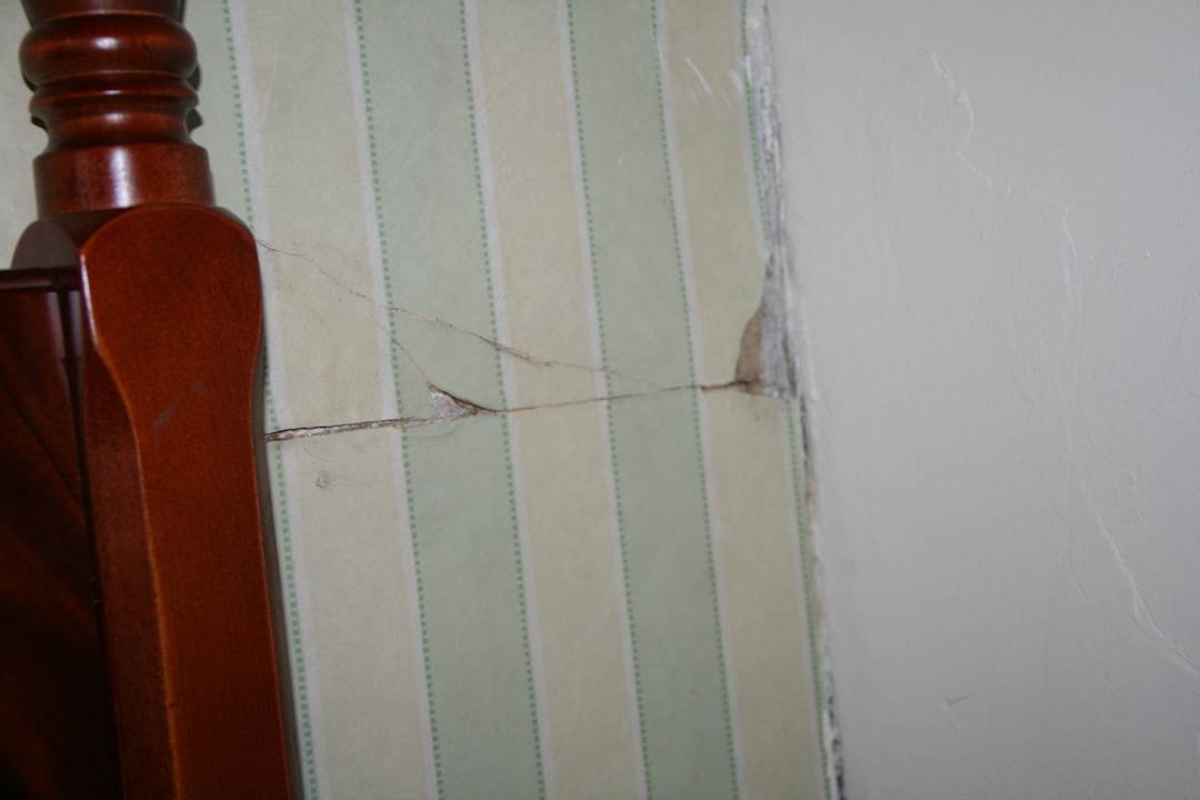 Rechts neben dem Bett  Z.733 Ballsbridge Hotel