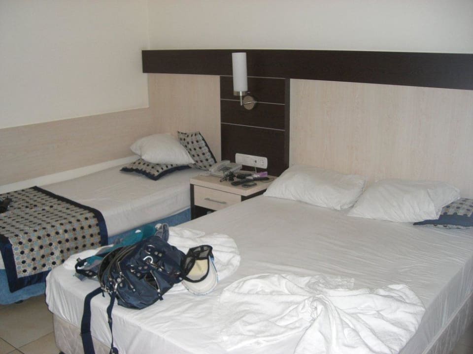 3 Betten im Doppelzimmer. Kleopatra Balik