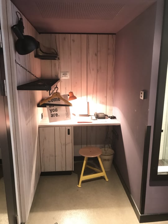 Zimmer 25hours Hotel Wien beim MuseumsQuartier