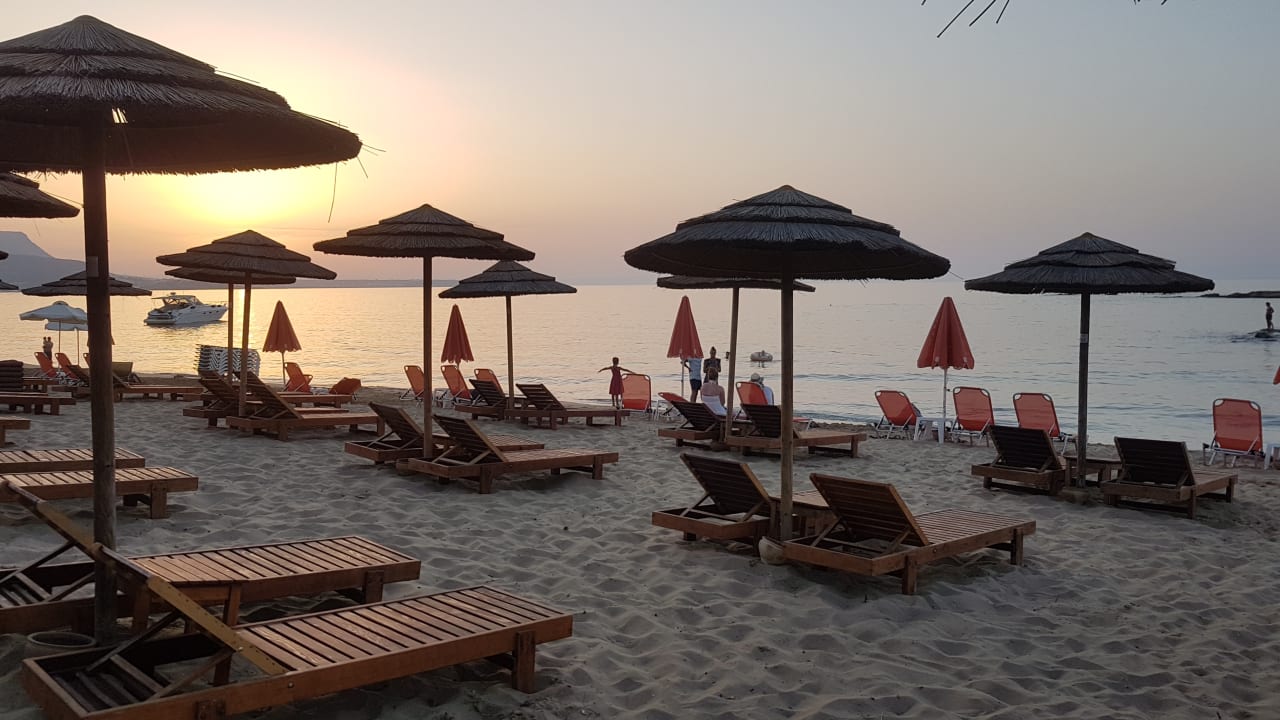 Strand High Beach Resort