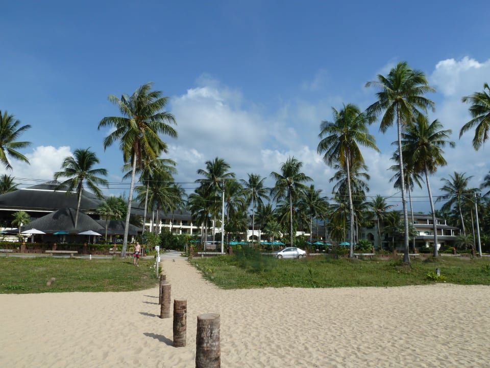 Hotel vom Strand gesehen Khaolak Orchid Beach Resort