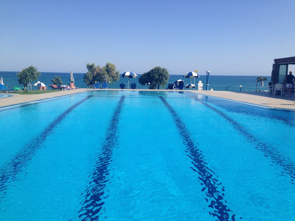 Pool Hotel Ariadne Beach