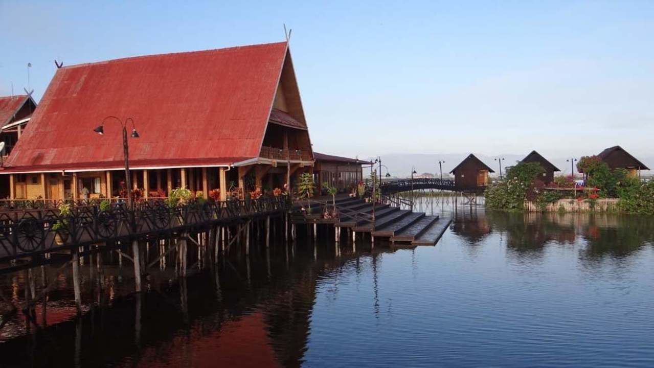 Haupthaus Hotel Golden Island Cottages 1 & 2