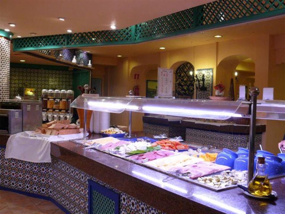 Sauberes und gutes Buffet Abora Buenaventura by Lopesan Hotels
