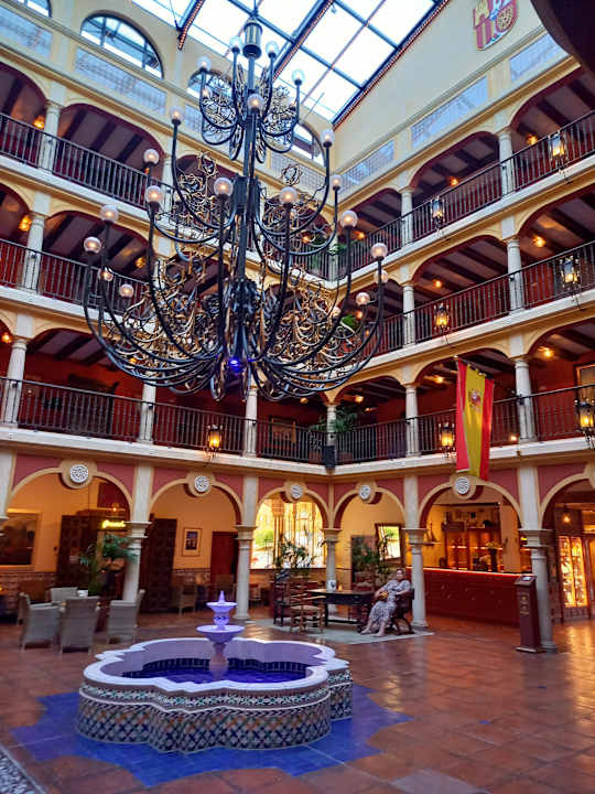 Lobby Hotel Castillo Alcazar Europa-Park