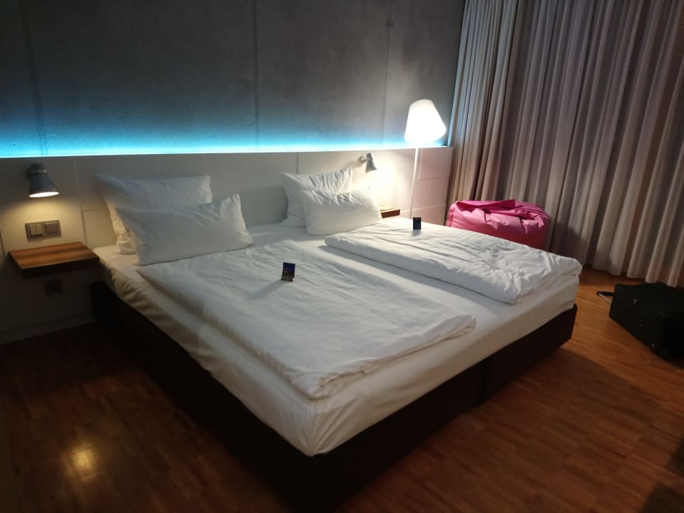 Zimmer Factory Hotel