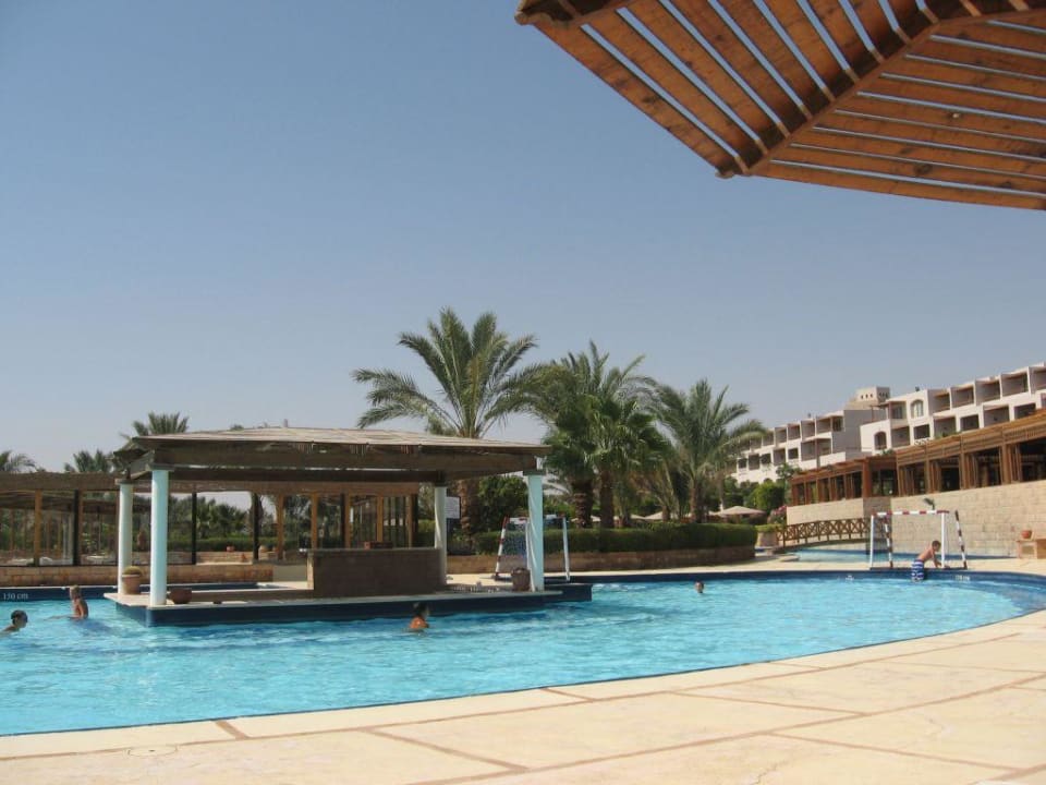 Pool Fort Arabesque Resort, Spa & Villas