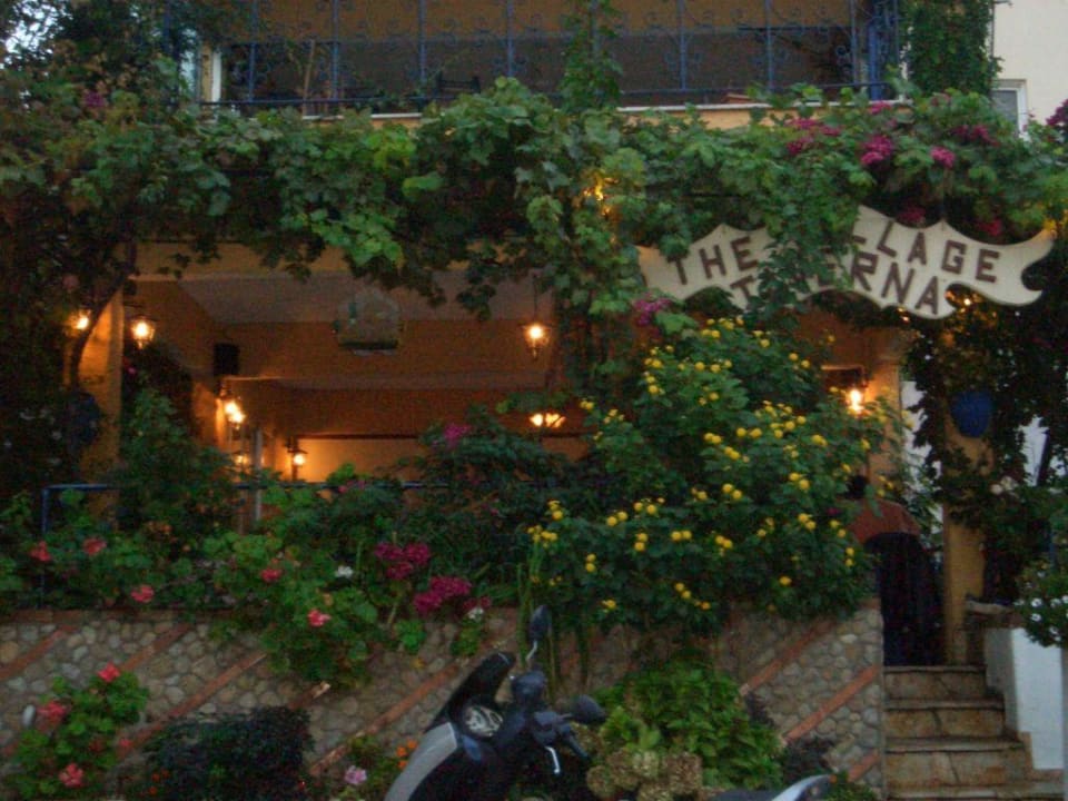 super taverne Hotel Moraitika Inn