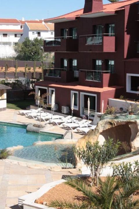 Renovated apartments and swimming pool Topázio Vibe Beach Hotel & Apartments