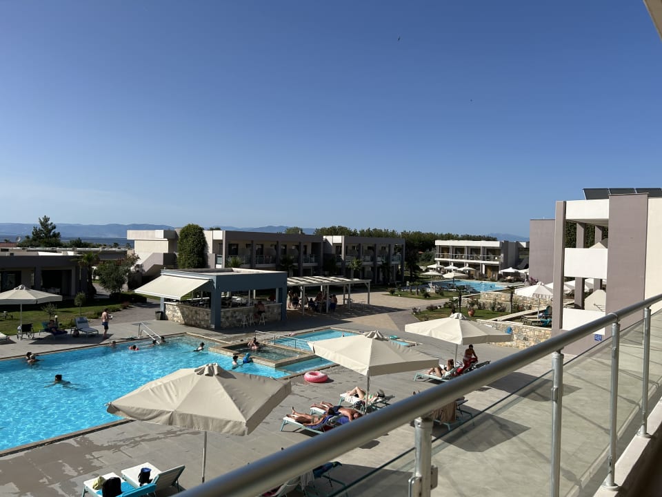 Ausblick Alea Hotel & Suites