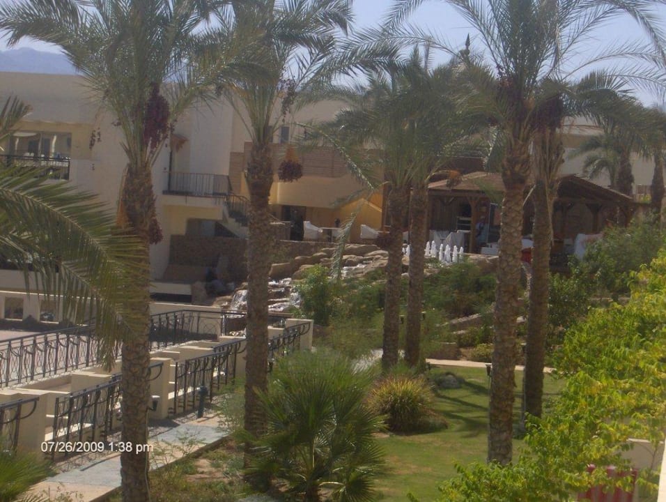 Am unteren Pool Xperience Kiroseiz Parkland Resort