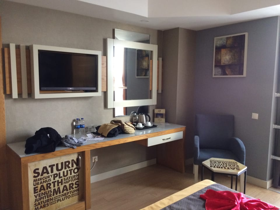 Zimmer Saturn Palace Resort Hotel