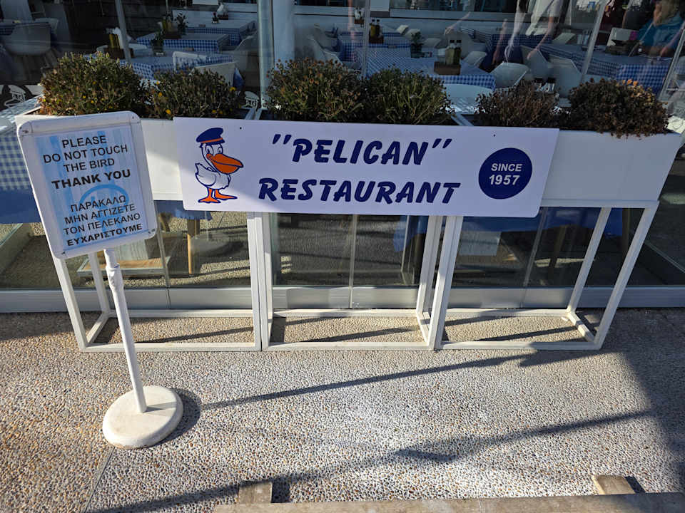 Gastro Napa Mermaid Hotel & Suites