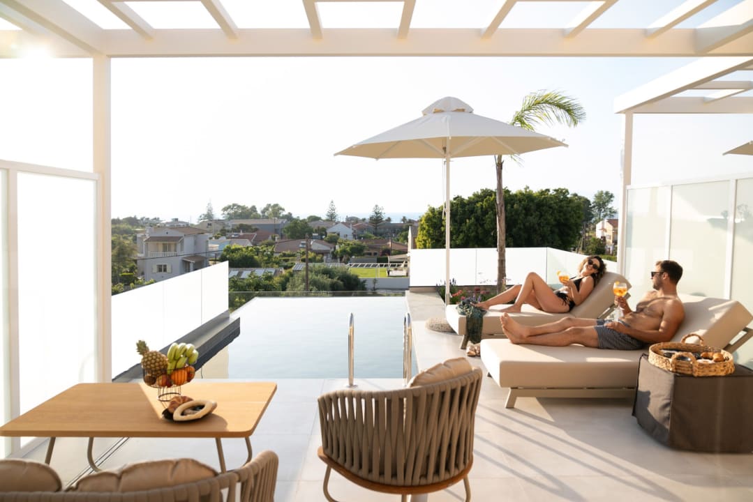 Zimmer Thimios Acharavi Suites