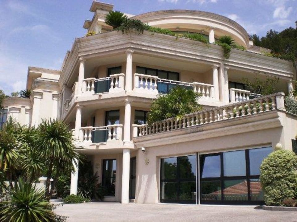 Façade Résidence Adonis Carry le Rouet Adriana