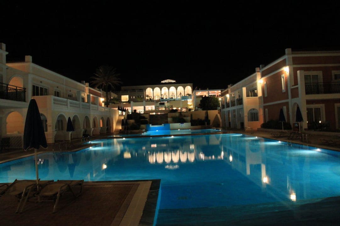 In der Nacht Porto Bello Royal