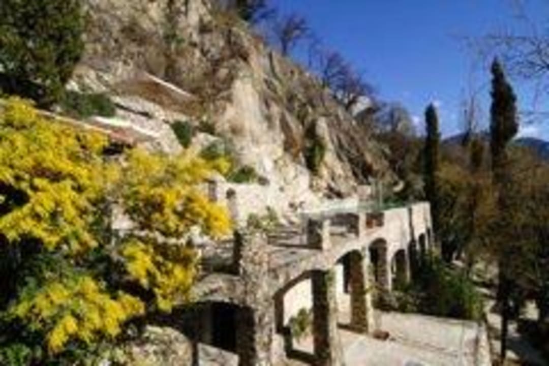 Felsenbad Villa Tivoli