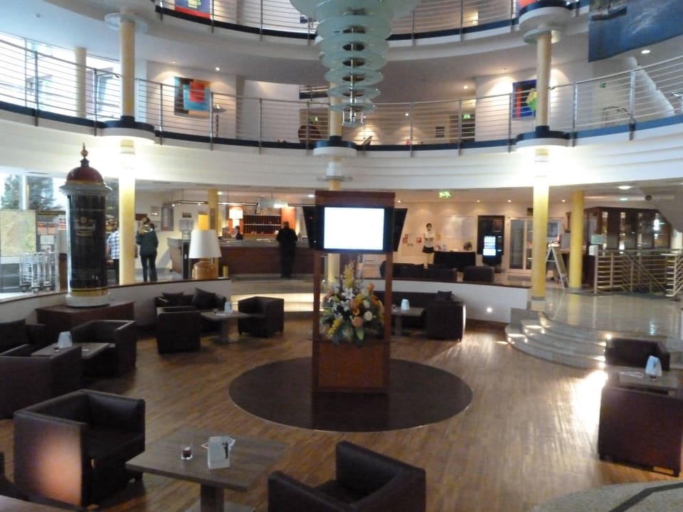 Rezeption ACHAT Hotel Magdeburg