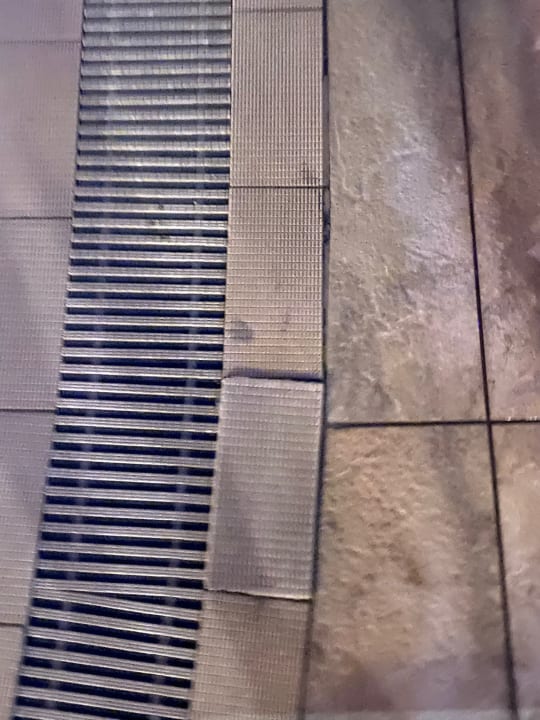 Pool Well Palace Side