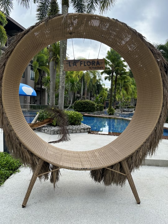 Pool La Flora Khao Lak