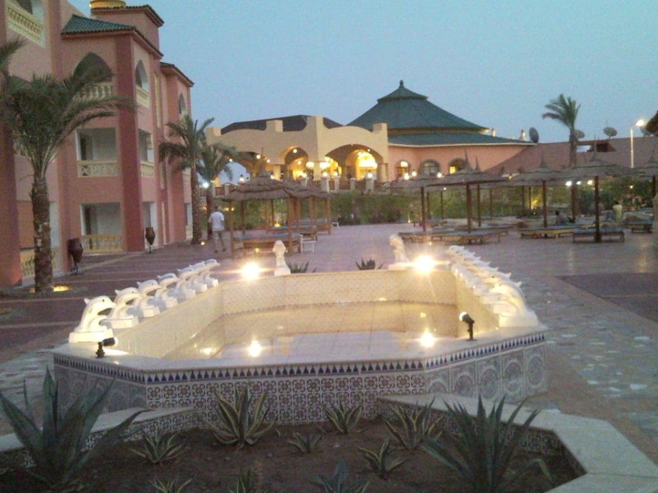 Brunnen Pickalbatros Alf Leila Wa Leila Resort - Neverland Hurghada