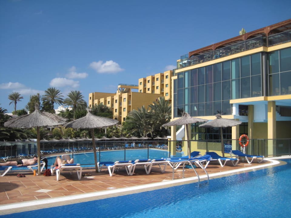 Große und saubere Poolanlage SBH Club Paraiso Playa