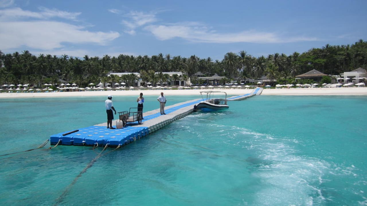 Bye Bye Racha  Hotel The Racha