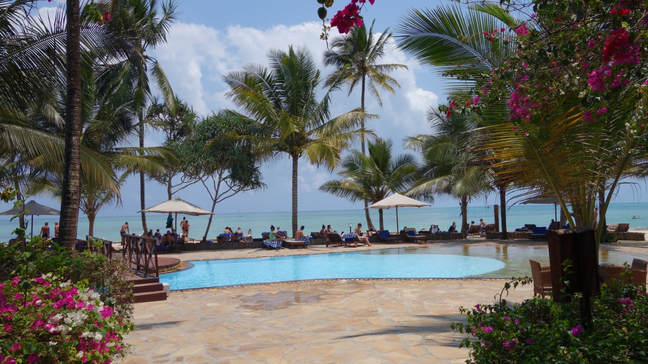 Pool Sultan Sands Island Resort & Spa