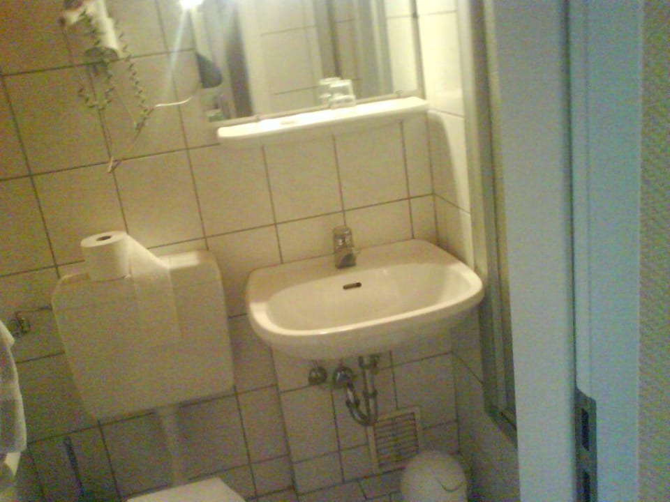 Badezimmer Hotel Kaiserhof Wesel