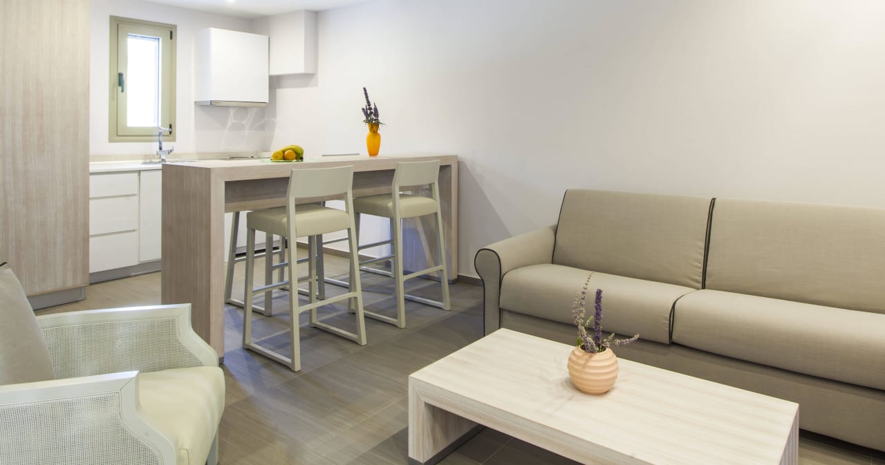 Room Aqua Oliva Resort - Across Hotels & Resorts