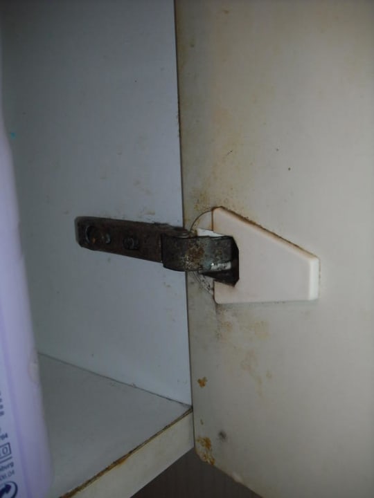 Badezimmerschrank von innen Bei Juan Playa Blanca