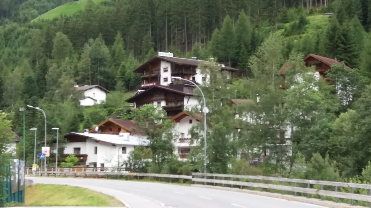 Außenansicht Hotel Tia Apart