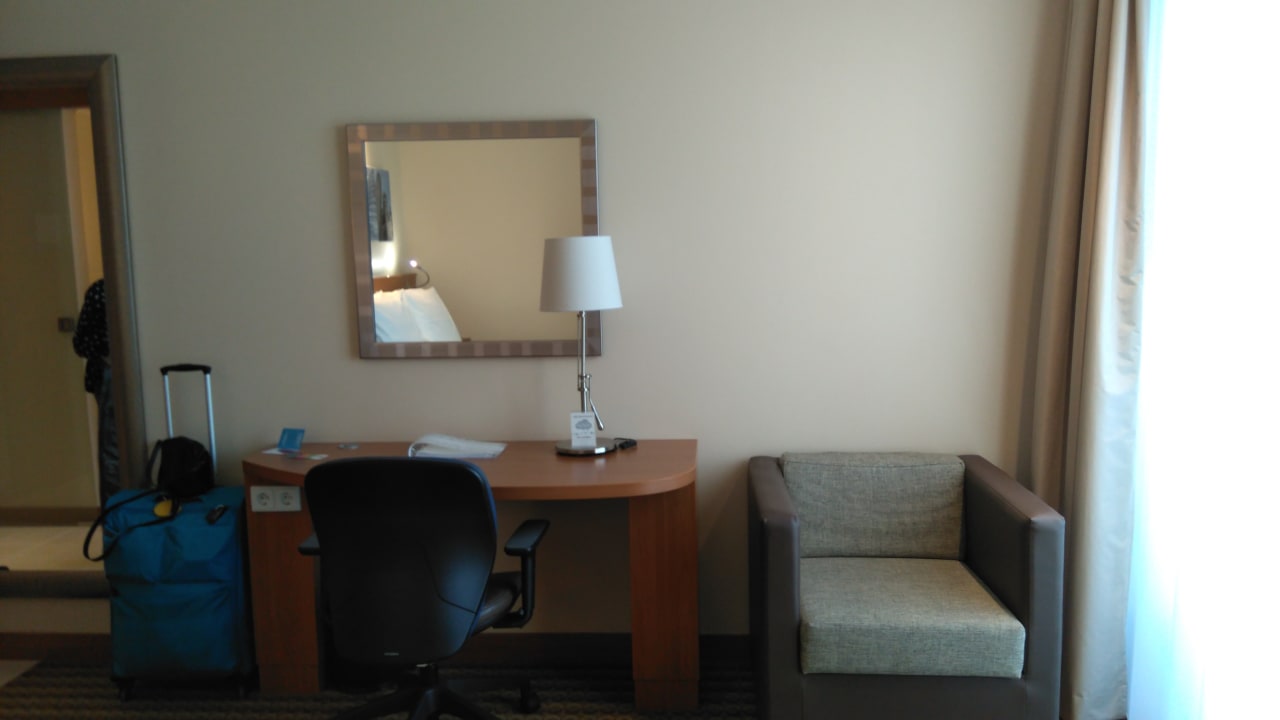 Zimmer Hampton by Hilton Berlin City West