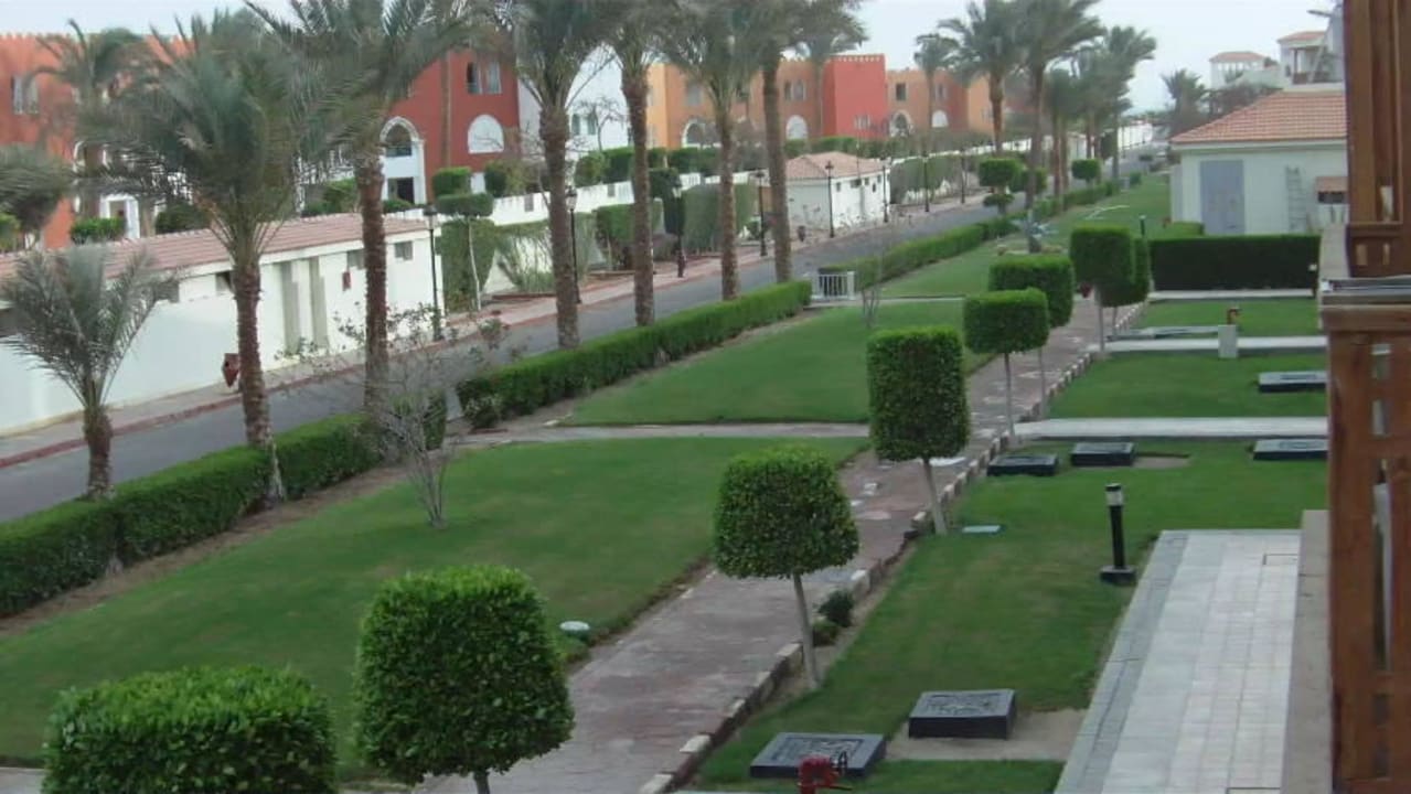 Schöne, gepflegte Gartenanlage  Pickalbatros Dana Beach Resort - Hurghada