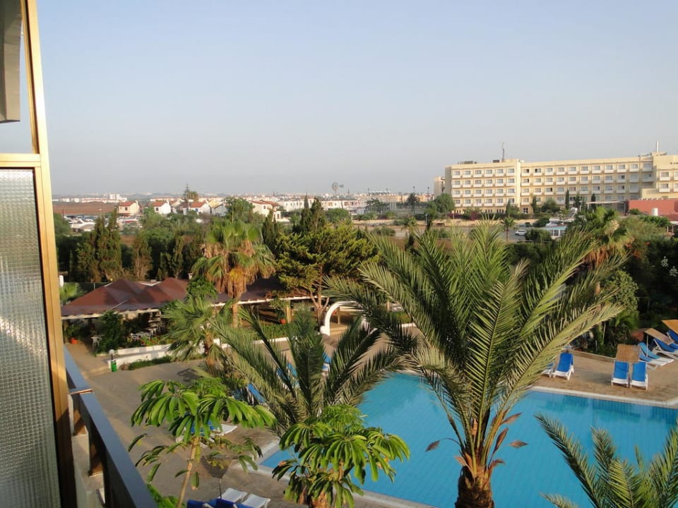 Crystal Springs Beach Hotel Crystal Springs Beach Hotel