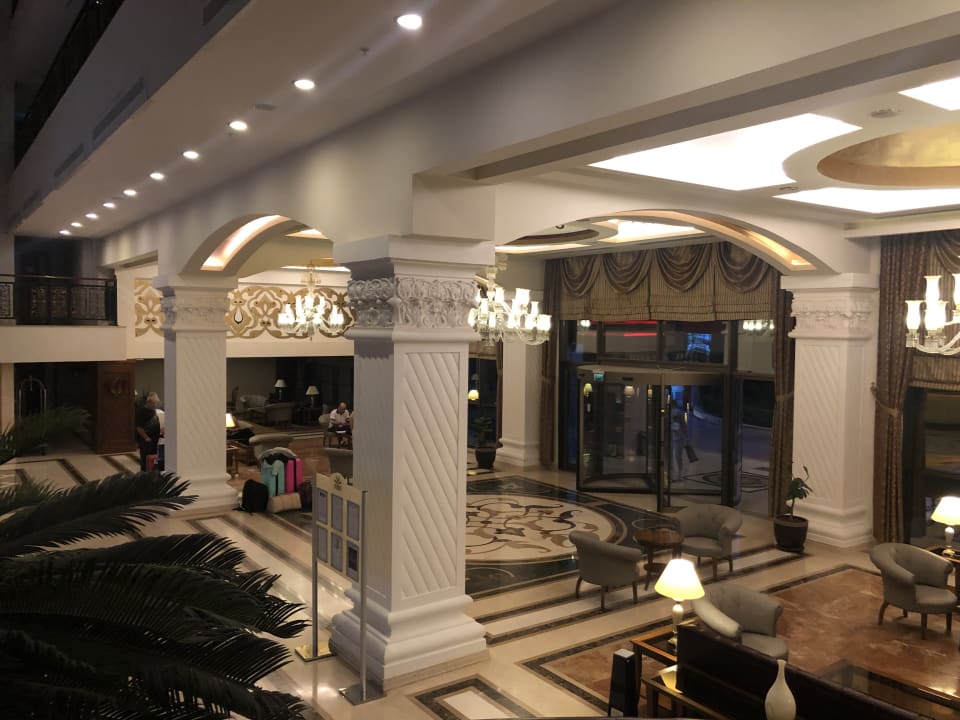 Lobby Aydinbey Kings Palace & Spa