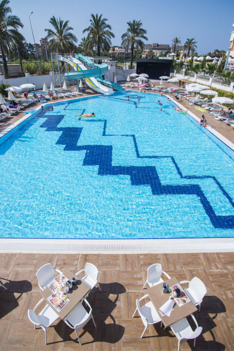 Poolanlage Palm World Side Resort & Spa