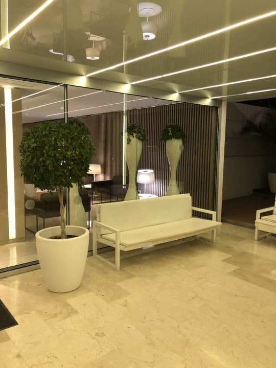 Lobby alltoura Club Hotel Akeah Broncemar