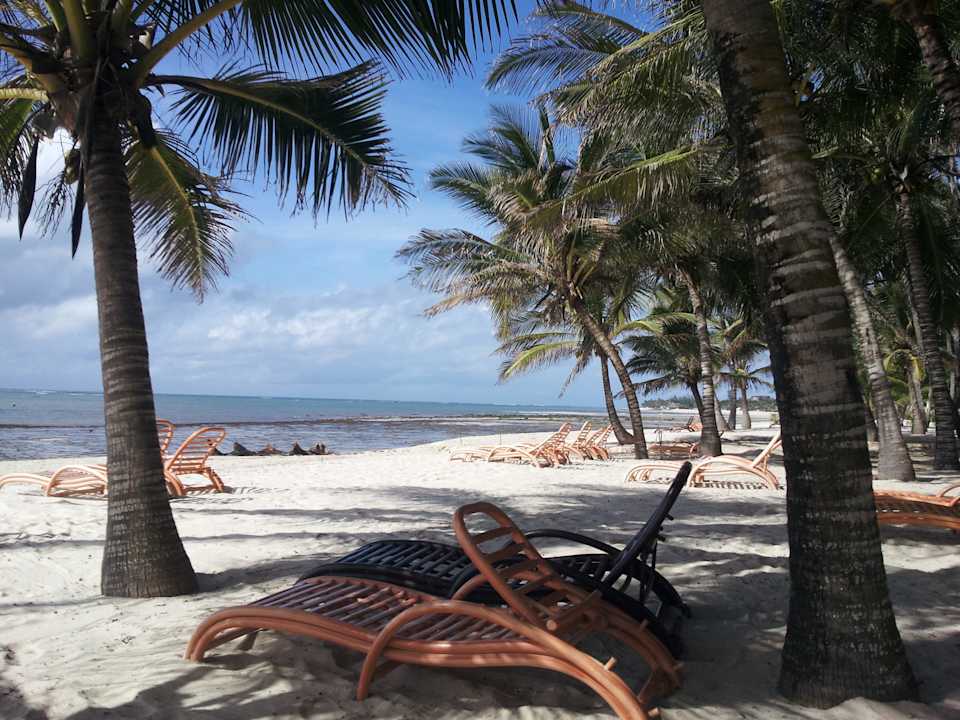 Schöne Aussicht Resort Amani Tiwi Beach