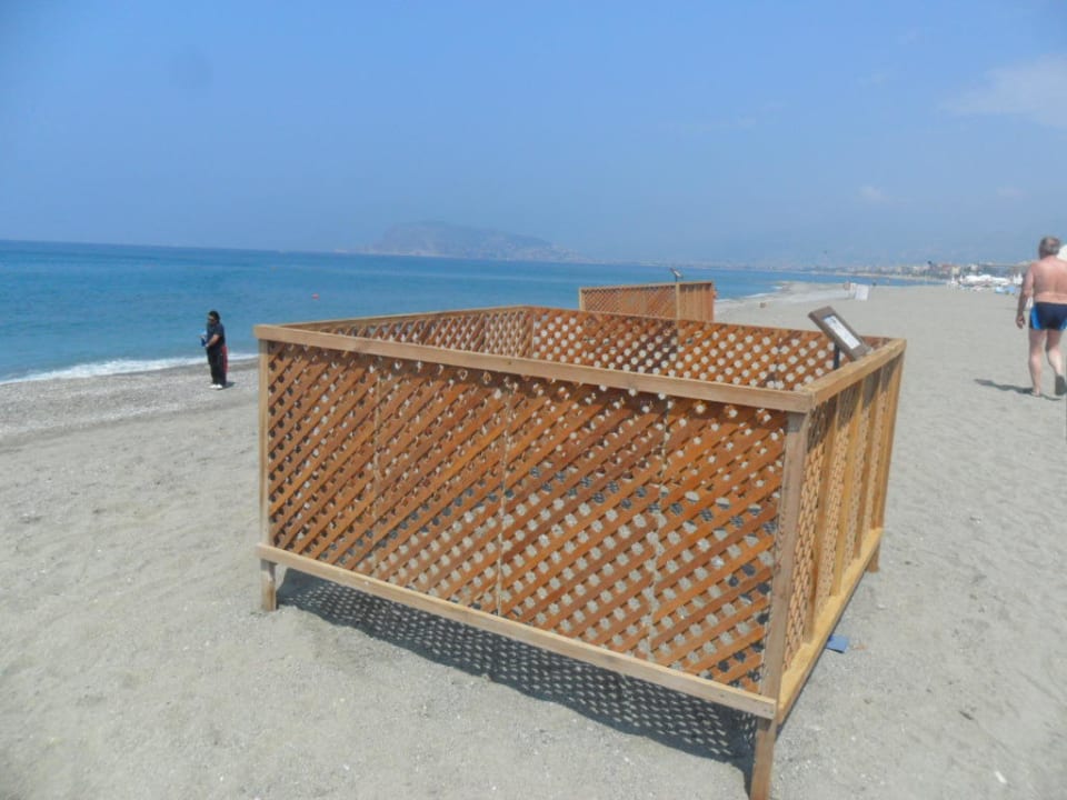 Schildkröteneier geschützt am Strand Labranda Alantur Resort