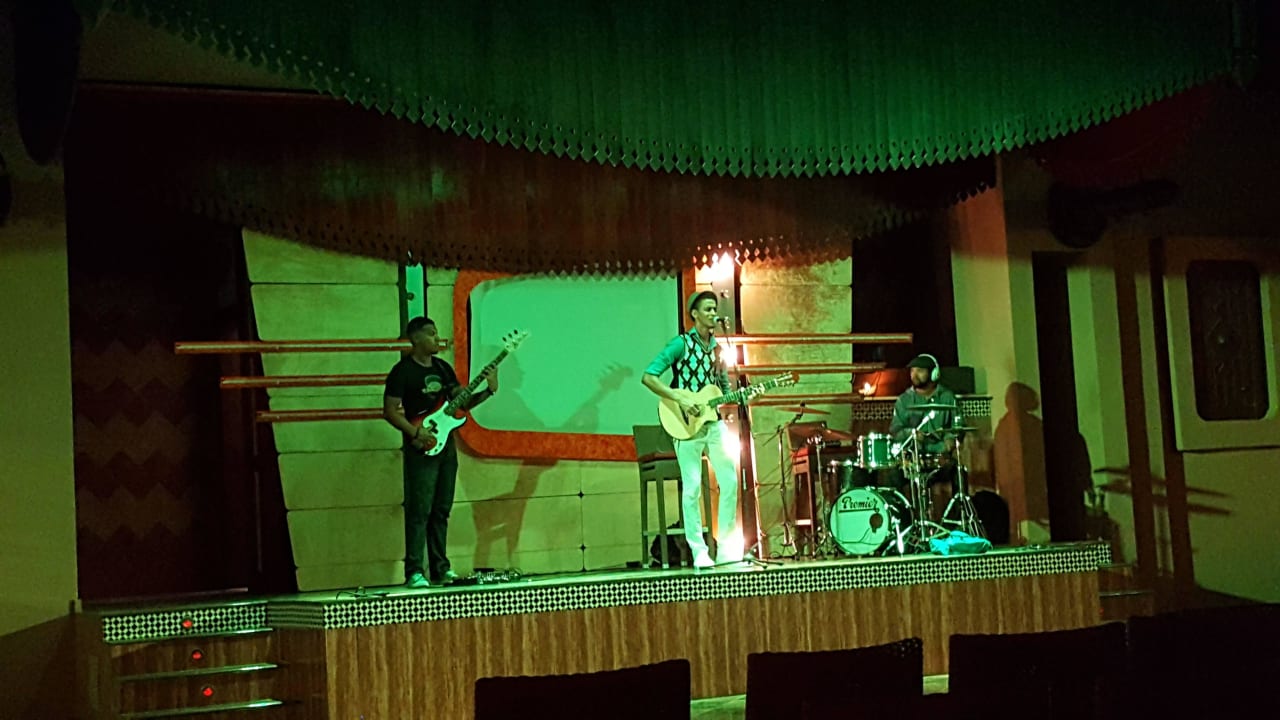 Animation im kleinen Theater Hotel Riu Funana