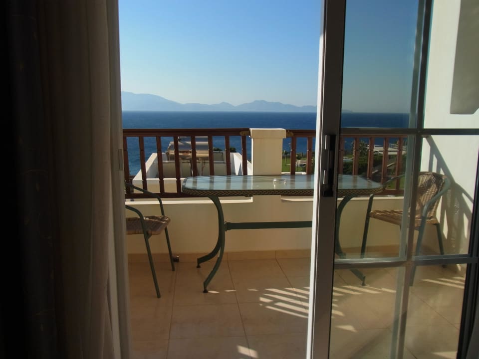 Blick vom Bett Dimitra Beach Hotel & Suites