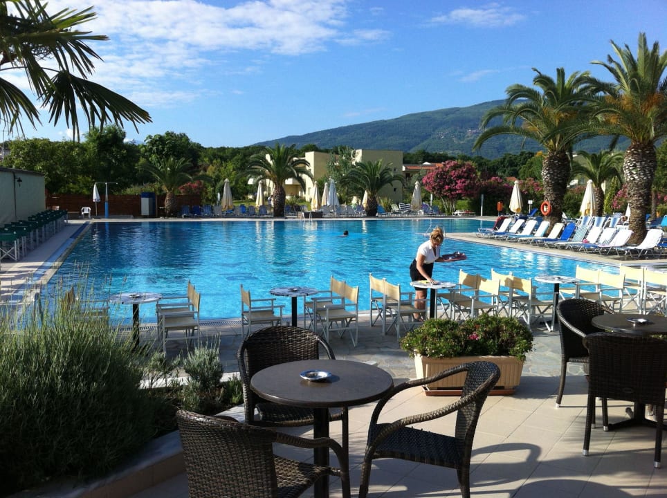 Pool am Morgen alltoura Club Hotel Poseidon Palace