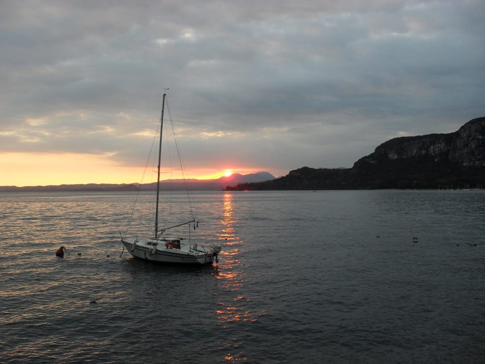 Sonnenuntergang Hotel Terminus & Garda