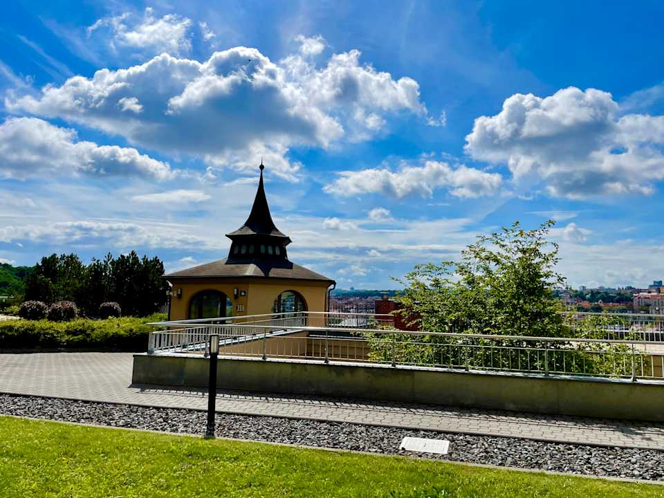 Außenansicht Le Palais Art Hotel